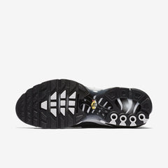 Air Max Plus - Black Sail Salsa Red